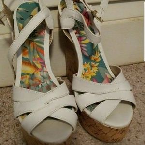 Charlotte Russe White Wedges